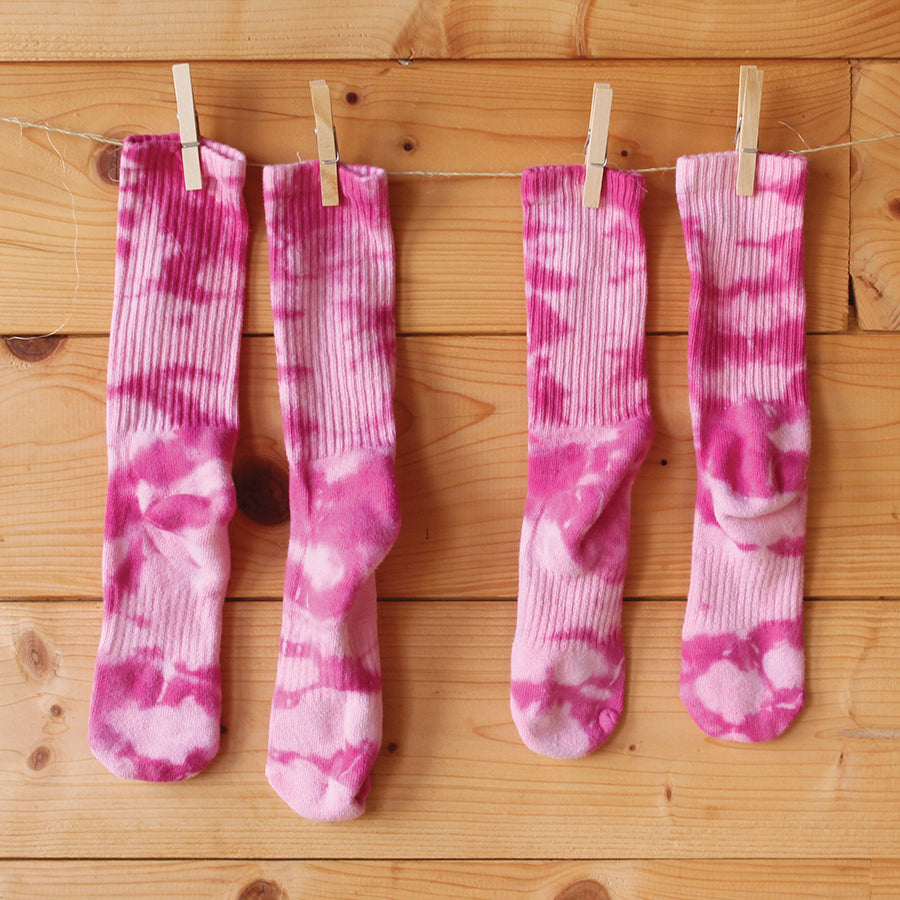 How to Make Tie Dye Socks